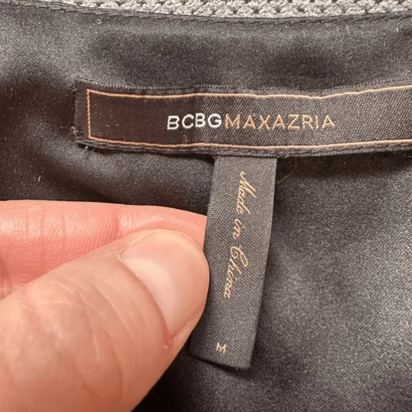 Blusa Top BCBGMaxazria Babydoll Negra Satinada Mediana Sobrepelliz Gótico Foto 3 de 4