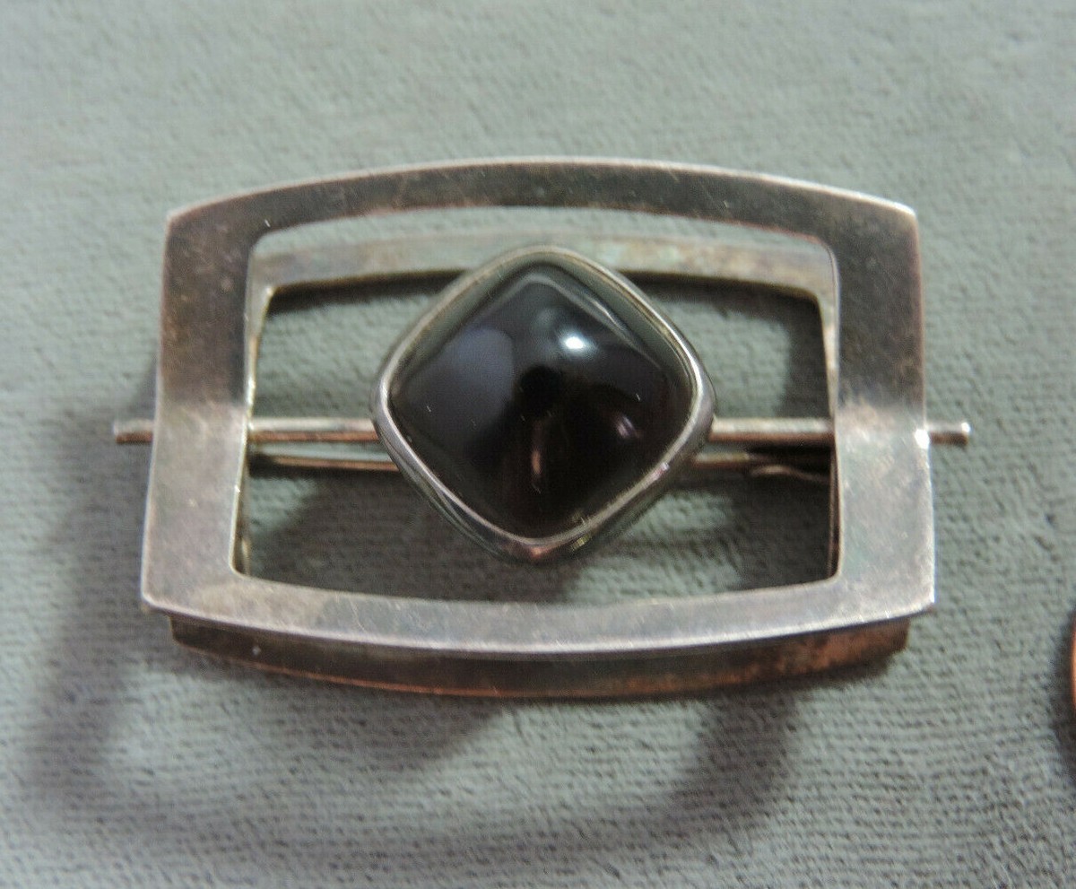 【Waviness】 Cinematic Stamp Brooch Silver Vintage Stamped HI Sterling Silver Rhinestones Pin Brooch