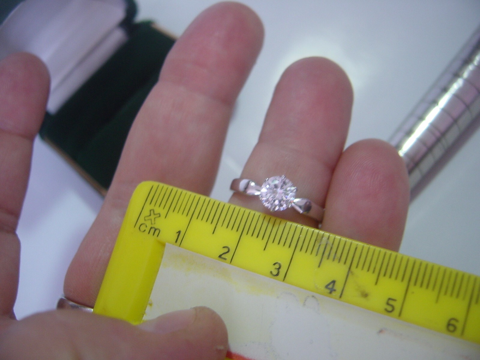 BEAUTIFUL SOLID SILVER RING-SUPERB SINGLE SPARKLY… - image 6