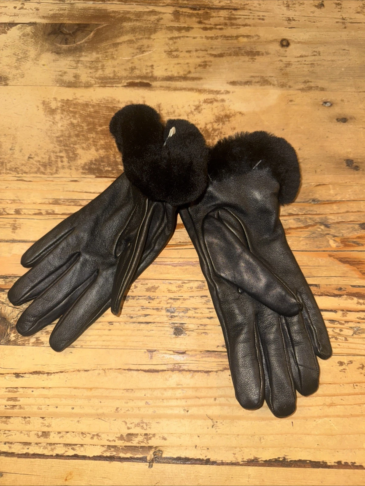 UGG Sheepskin Leather Touchscreen Fur Lined Women’s Gloves - Black - Small