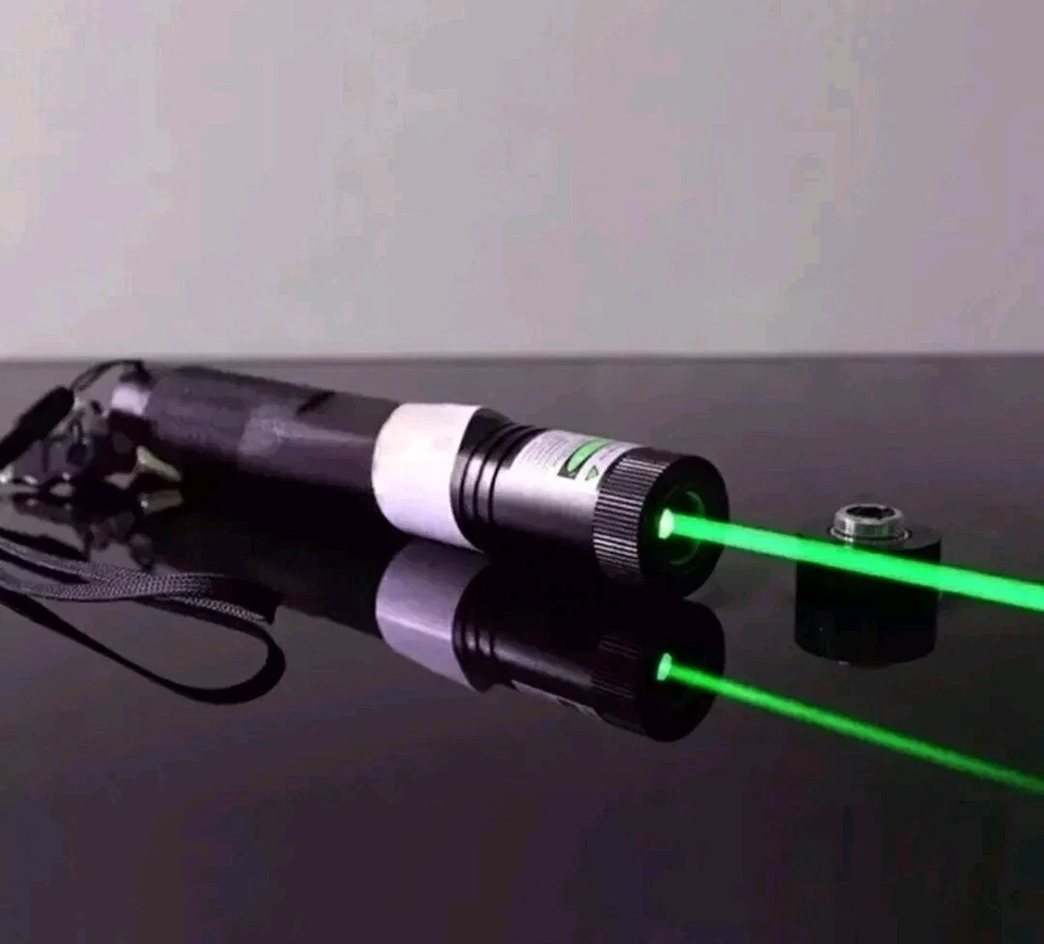 High-Power Green Burning Laser Light Pointer Pen Most Powerful Military Lazer - Image 2 of 4