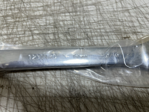 Williams 15/16" Combo Ratchet Wrench, 12pt Ratcheting Box End. #1230NRC - Picture 5 of 6