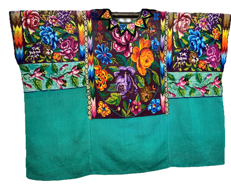 WOW Vintage Mola Guatemala Poncho Cape Lots Of  Needlepoint Roses
