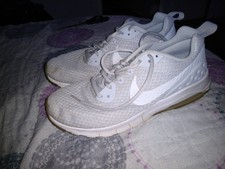 Talla 9.5 - Nike Air Max Motion Low Pure Platinum W