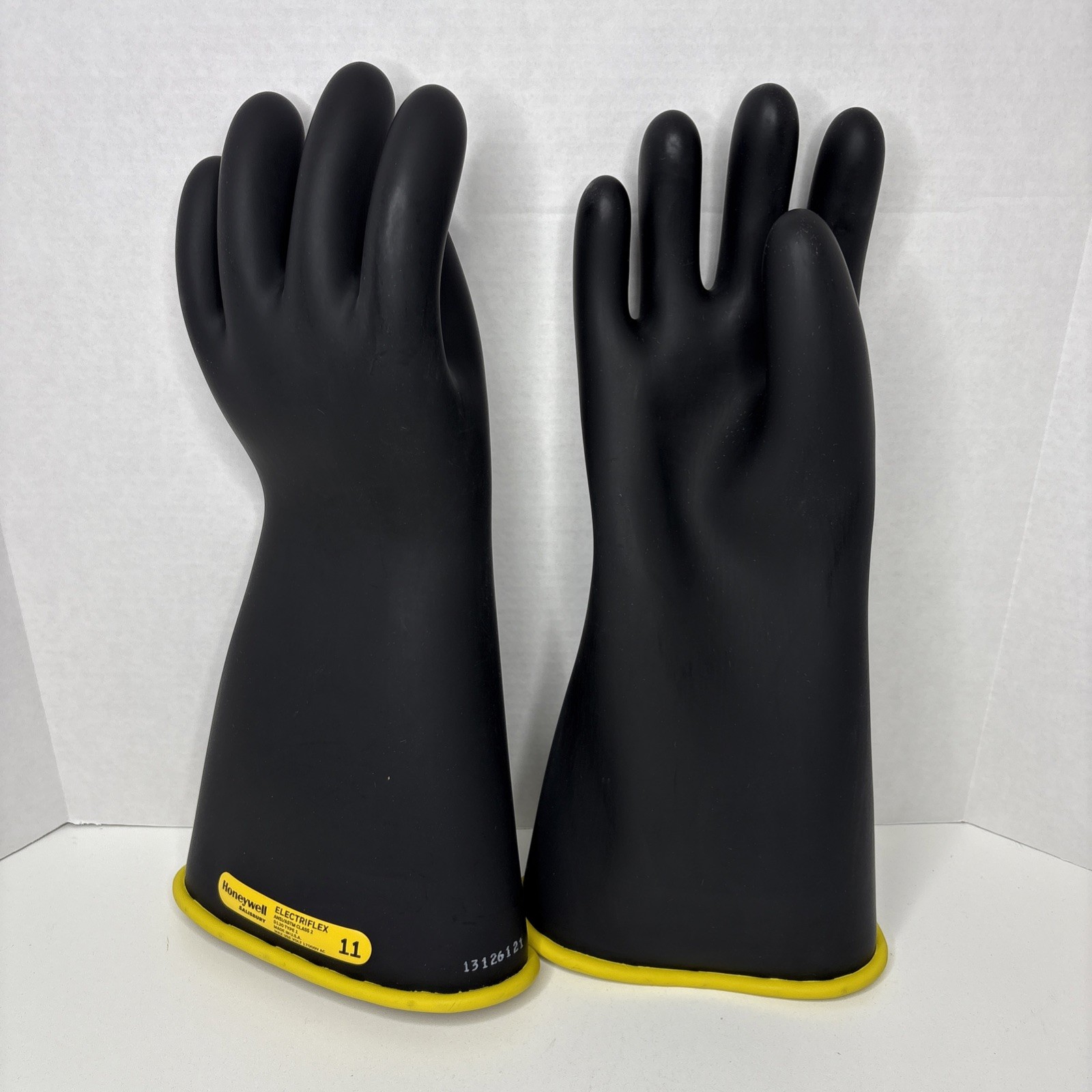 Salisbury 16" ElectriFlex Insulating Rubber Gloves Class 2 NG216YB Size 11 01/20
