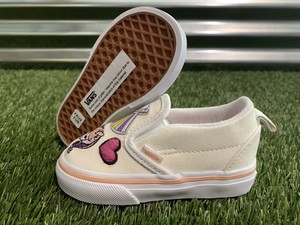 unicorn alien vans