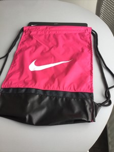 girl nike drawstring bag