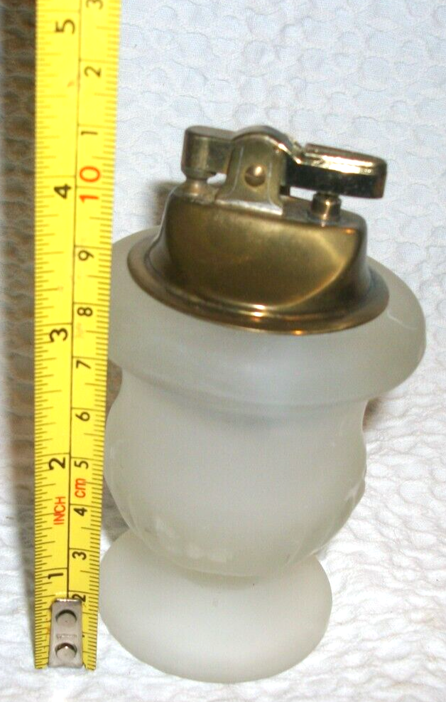 VINTAGE FROSTED GLASS TABLE LIGHTER MCM COLLECTIBLE TOBACCIANA eBay