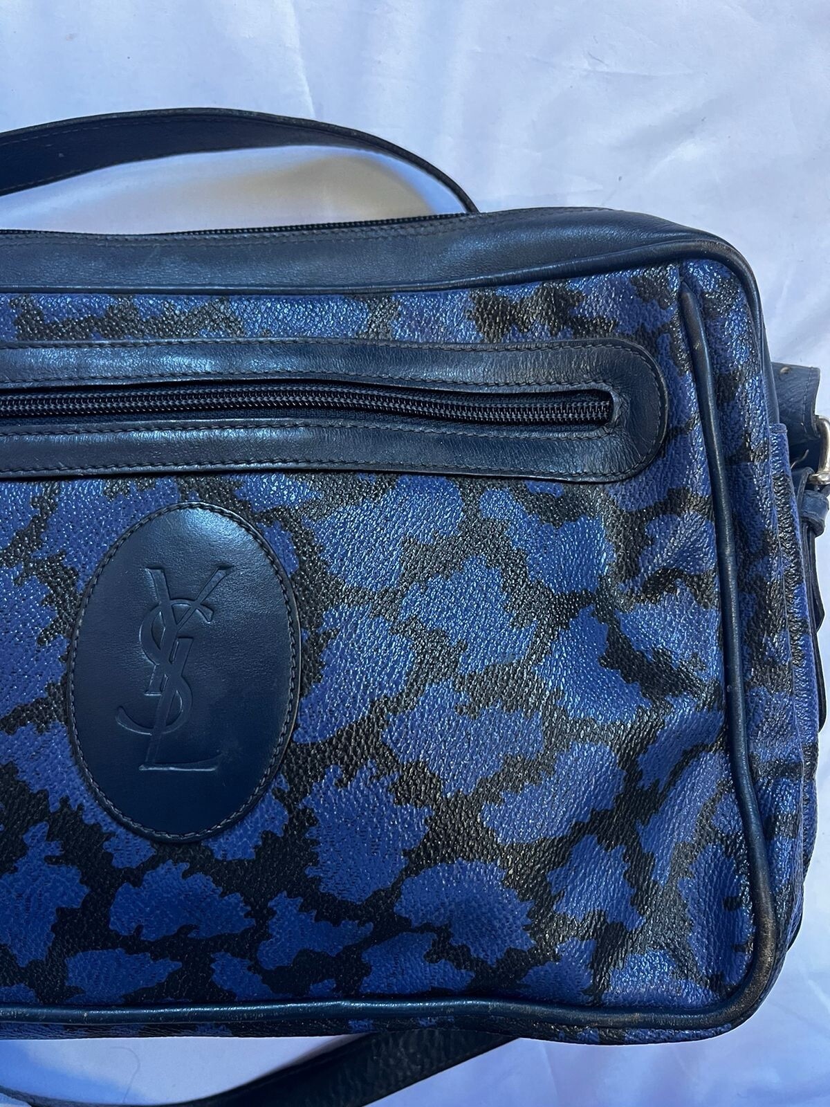 Yves Saint Laurent Cluny Vintage EPI Leather Shoulder Bag 100% Authentic