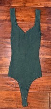 Forever 21 Green Ribbed Bodysuit Women s XS Sleeveless V Neck Snap Closure EUC