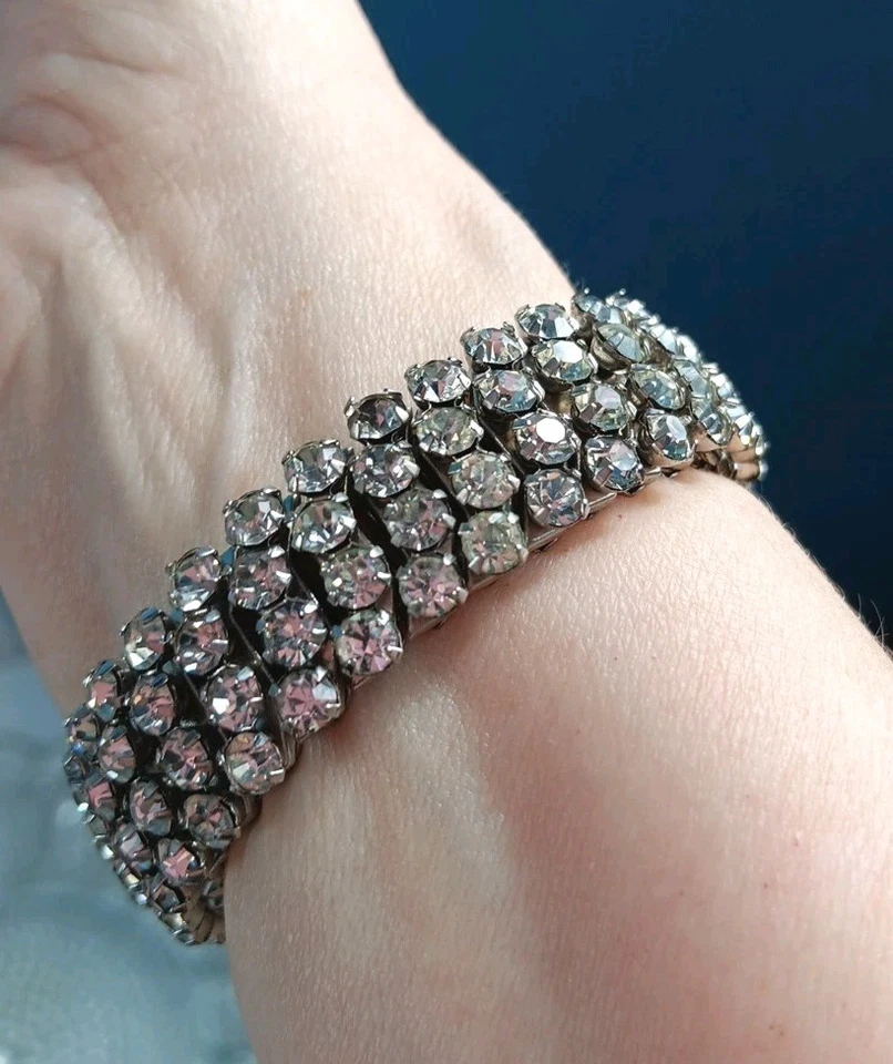 Pulsera Vintage Airflex Transparente Redonda Estrás Expansión Tono Plateado EE. UU.  Foto 3 de 4