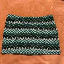 Urban Outfitters Green Chevron Zigzag Knit Mini Skirt Size M Made in UK