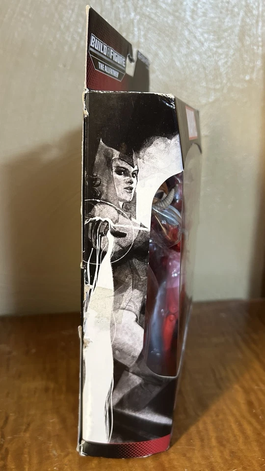 Marvel Legends AllFather Wave Scarlet Witch - Sin capa ODIN - EMBALAJE USADO Foto 3 de 4