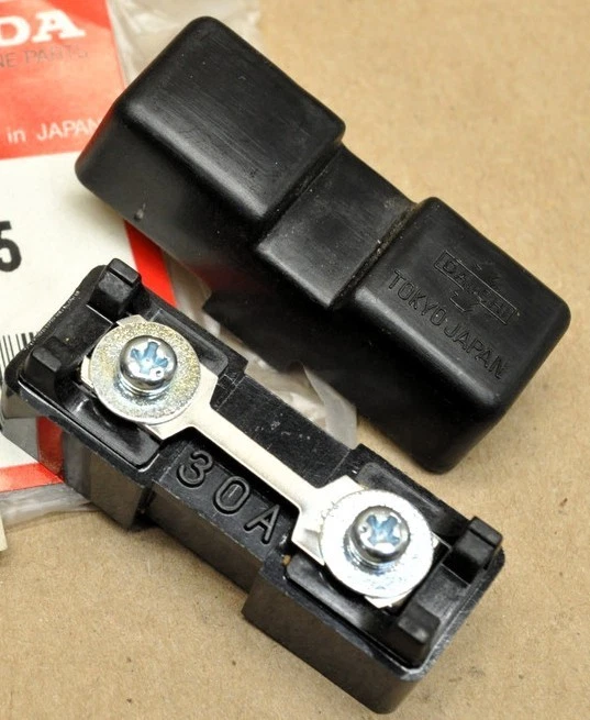 Honda CBX Genuine OEM 30-Amp Flat Blade Main Fuse - 98200-53000