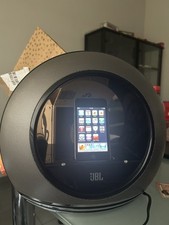JBL Radial Dockingstation mit IPOD Touch und Fernbedienung