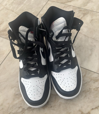 Nike Dunk SB Men s Mid Top Lace-Up Athletic Sneakers Black/White Colorblock