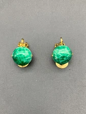 Signed SCHREINER NY Gold Tone Molded Green Stone Earrings (719)