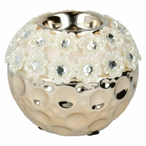 Candelabros y portavelas decorativos blancos de metal para el hogar