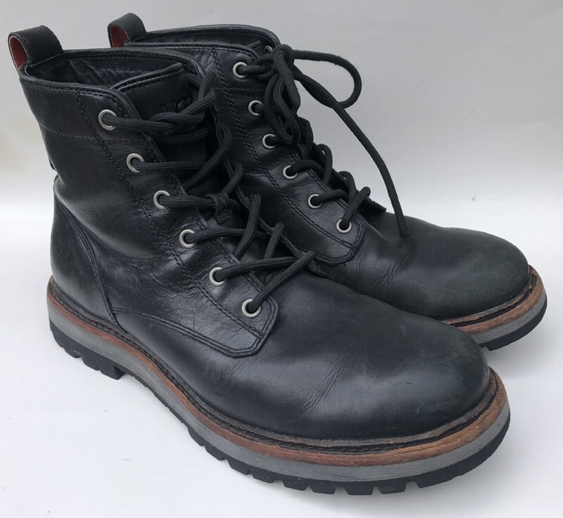 UGG Men's Black Leather Ankle Boots 