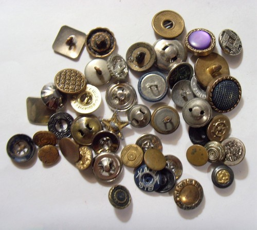 48 vintage antique metal collector buttons lot heraldic uniform etc 52371 - Picture 8 of 8