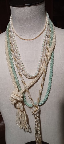 Vintage Costume Jewelry Lot, Pearl Necklaces  - AS IS -. [Estate Sale Find] 