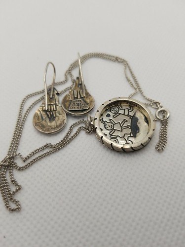 Vintage Sterling Silver Mexico Children Boys Girls Earth Pendant Earrings Set - Picture 2 of 4