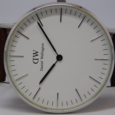 Daniel Wellington Classic B36S6 Genuine Leather Quartz Men's Watch