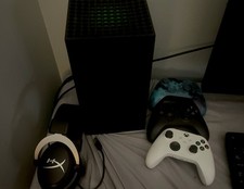 Microsoft Xbox Series X 1TB SSD Home Console - Black