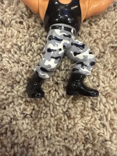 Modellino sportivo vintage WWF 1991 Luke Bushwacker Wrestling Hasbro Titan WWE - Foto 6 di 8