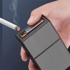 Accendino Ricaricabile Nero Portasigarette Antivento Impermeabile 20 Sigarette