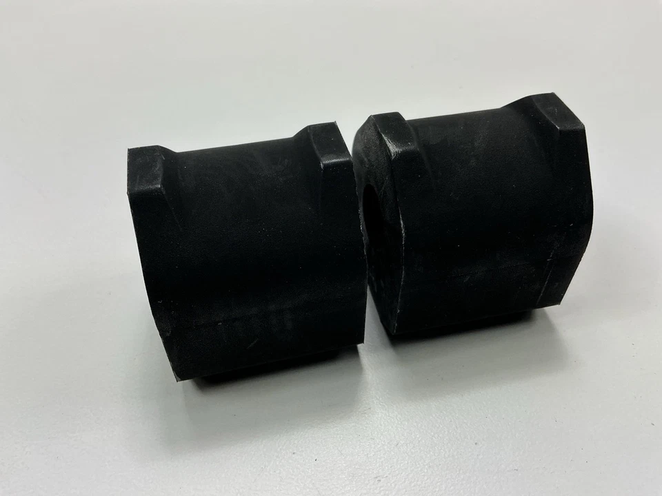 Barra estabilizadora de suspensión trasera TRW JBU2167 para Buick Lucerna 2008-2011 Foto 2 de 4