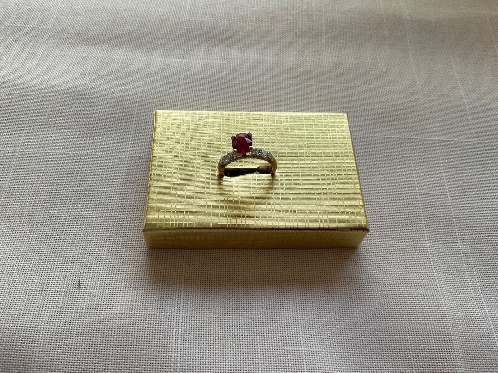 Ruby & Diamond ring Size 4 oval Ruby, diamonds on… - image 5