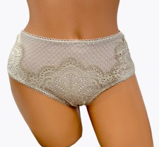 Victoria  s Secret Dream Angels Mid-Rise Cheeky Panty Size Small