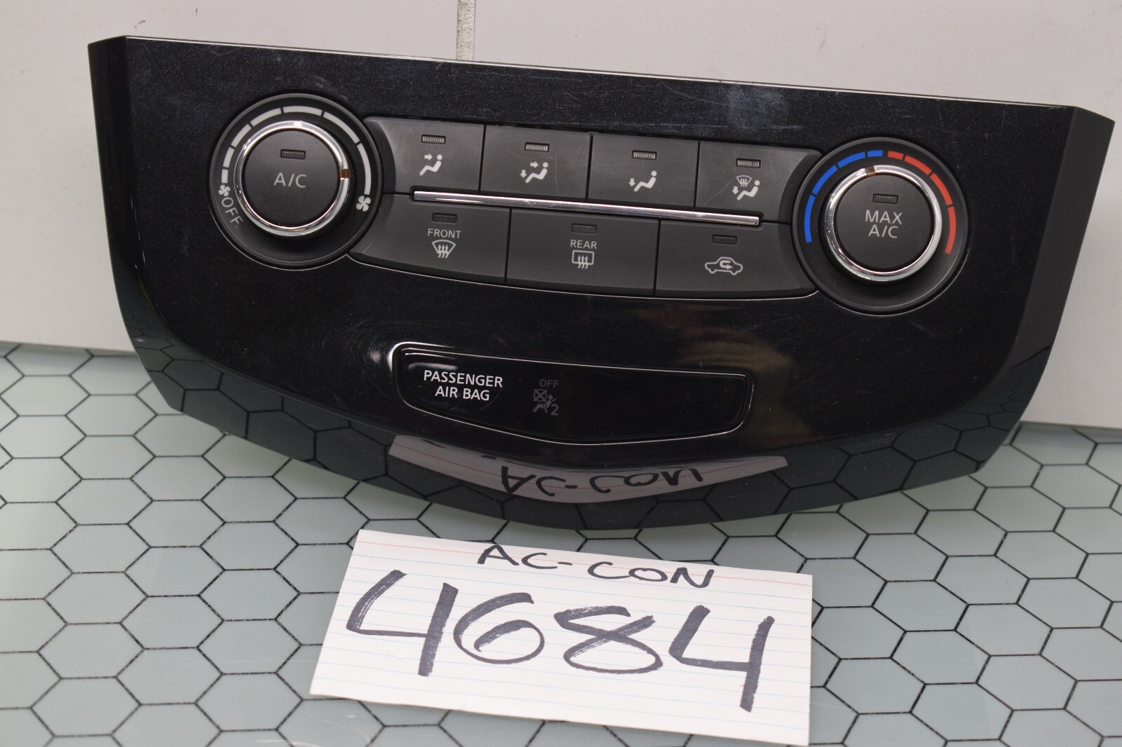 14 15 16 Nissan Rogue AC and Heater Control Used Stock #4684-AC