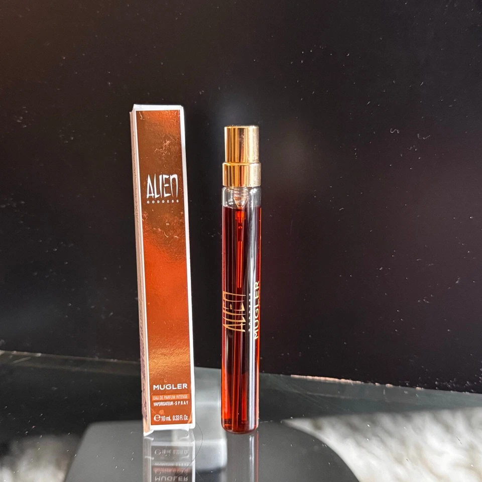 Alien Goddess Intense para Mujer Thierry Mugler Eau de Parfum Spray 0.34 OZ  Foto 2 de 2