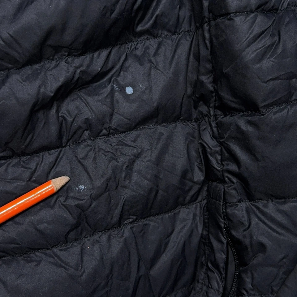 Hawke and Co Duck Down Vest Mens Medium Black Quilted Pockets Hunt Walk Hike - Image 4 of 4