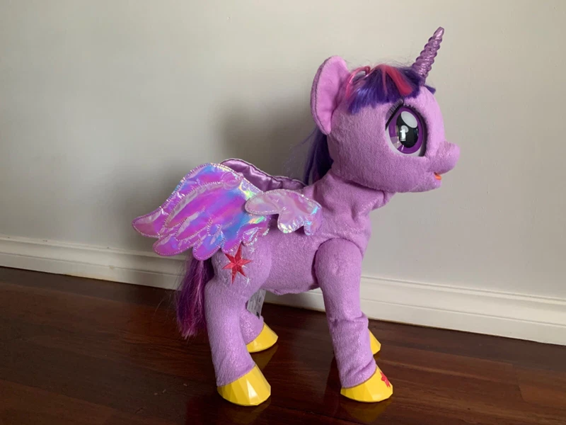 my little pony toy talking and singing twilight sparkle