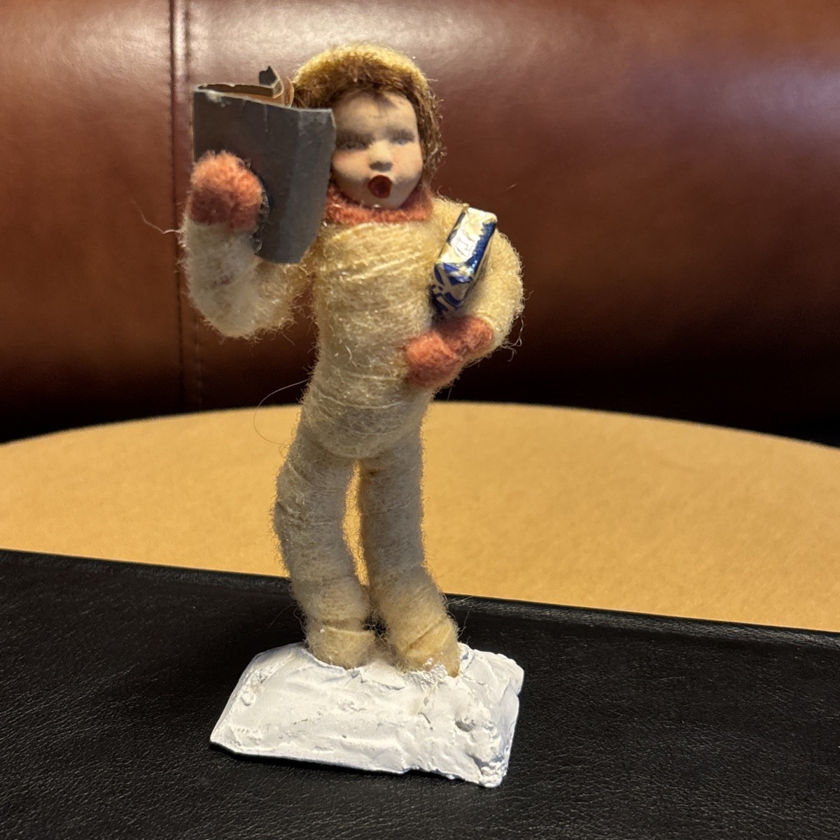 1930s-1940s Vtg Polly Bellows Ceramics Christmas Caroler Figurine