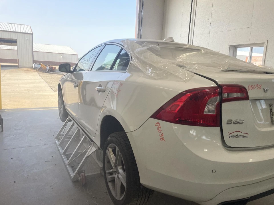 Used A/C Compressor fits: 2014 Volvo S60 2.5 Grade A - Image 4 of 4