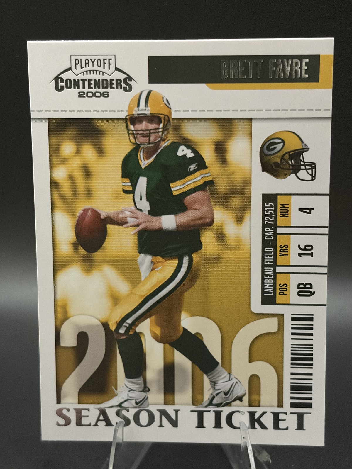 Brett Favre #34 Football Cards 2006 Playoff Contenders trading card — raw and PSA graded price guide