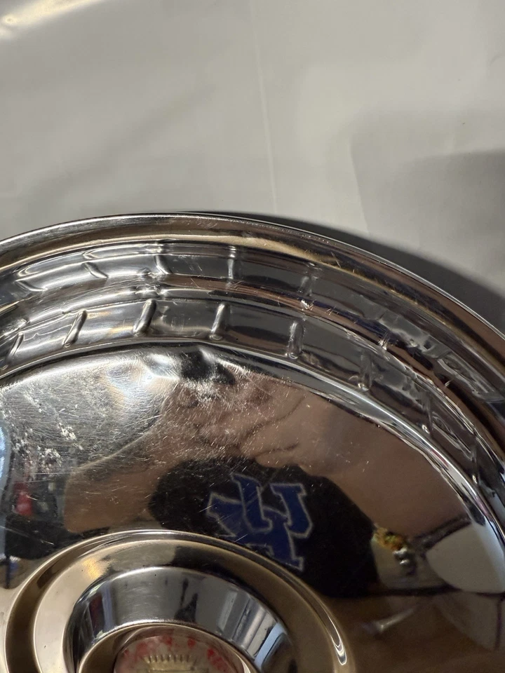 Ford Crestline 1953 1954 Sunliner Customline 15" tapacubos cubierta de rueda fabricante original usado Foto 2 de 4