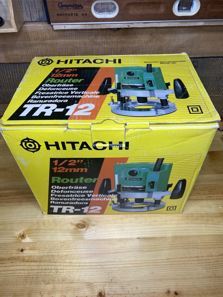 HITACHI TR-12 Plunge Router, 1/2