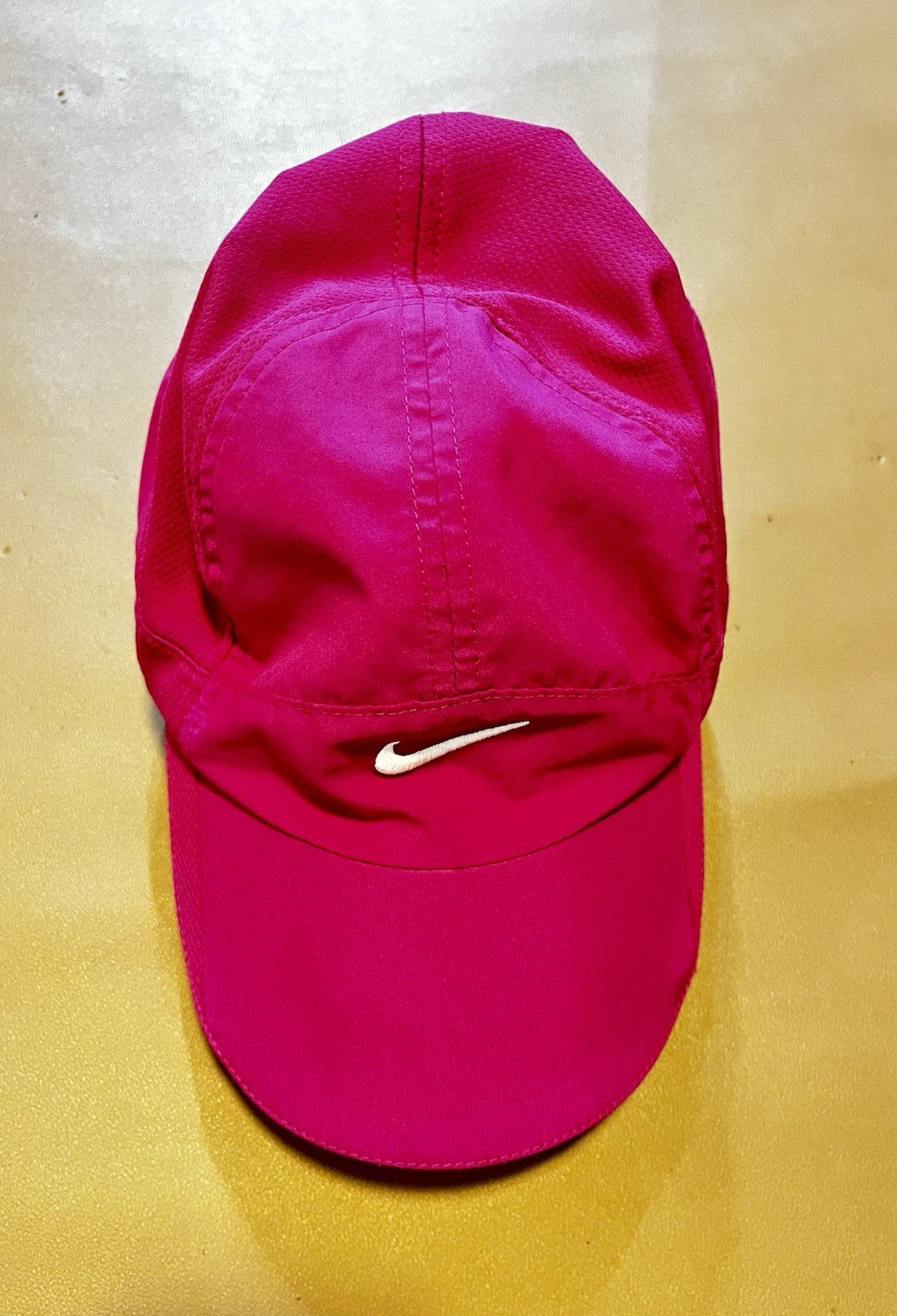 Nike Hat Cap Strap Back Purple Tailwind 7 Panel Dry Fit Featherlight Men-Women