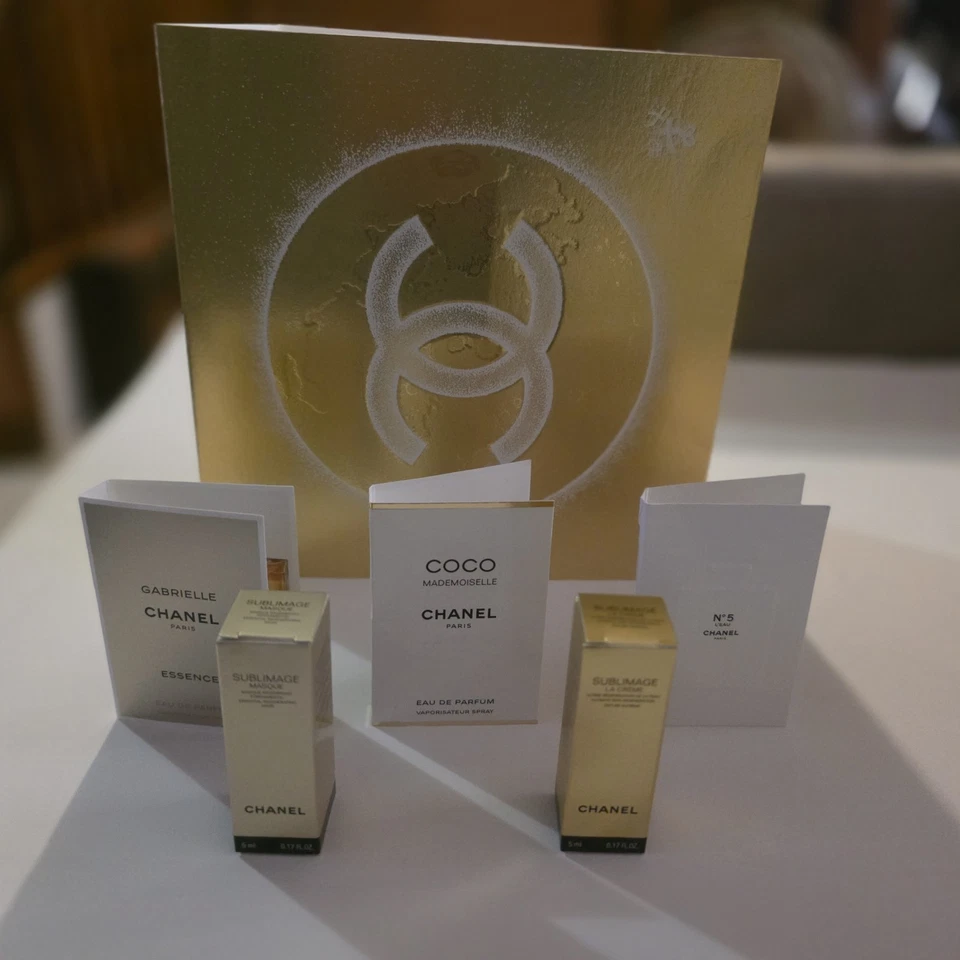 CHANEL Deluxe Sample GIFT Set 3 Fragrance 1 Cream 1 Lotion Display/Gift Box New! - Image 4 of 4