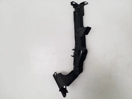 AUDI A4 8K2, B8 Rechte Scheinwerferhalter 8K0821135 2010 34159741