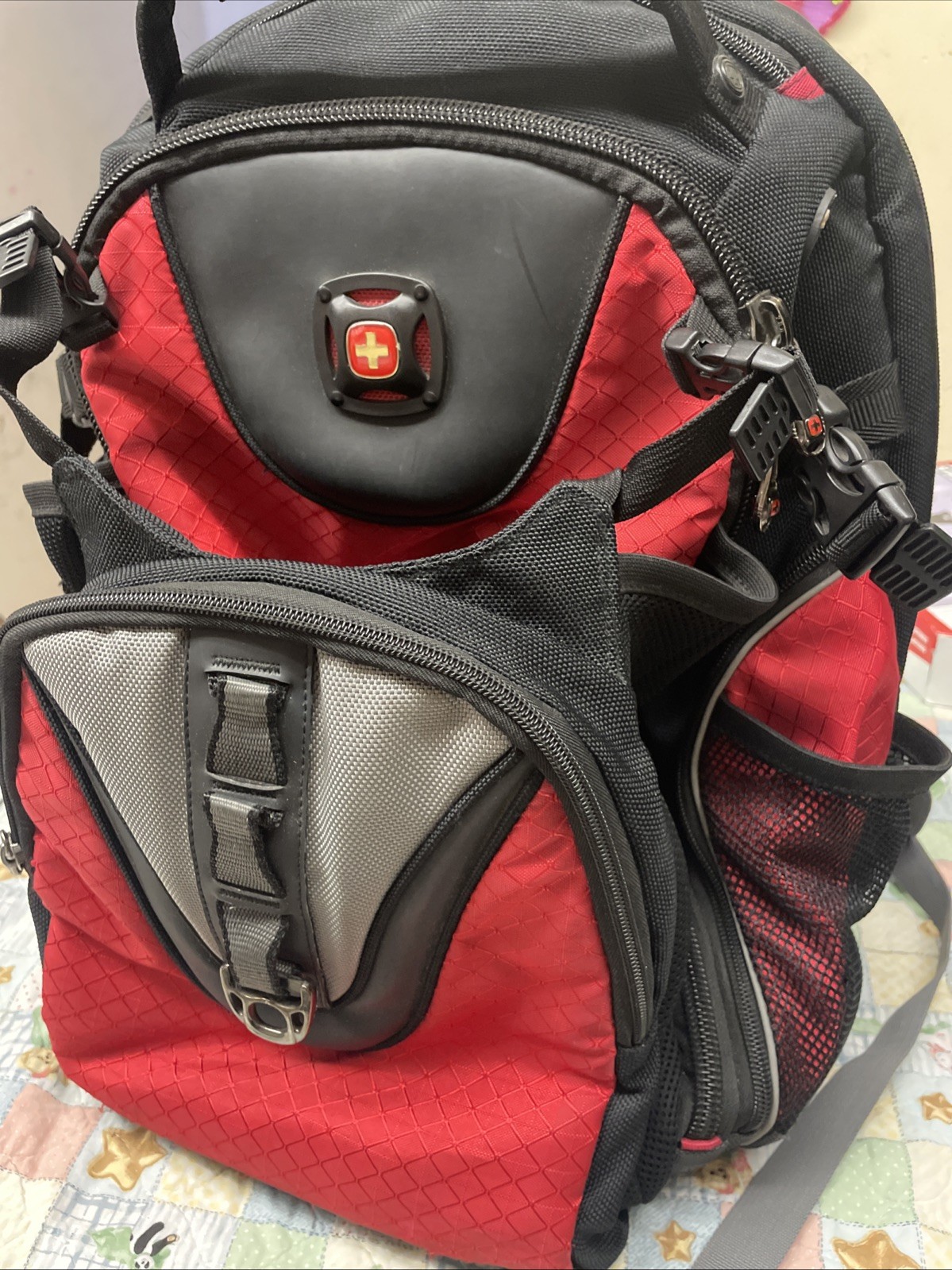 Padded Computer Red/black Swiss Army Bag