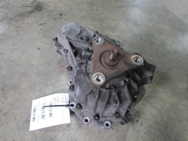 Maserati Quattroporte, Transfer Case Assembly, Used, P/N 670008138