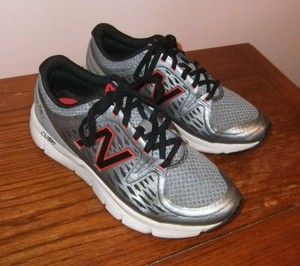brooks ghost zappos