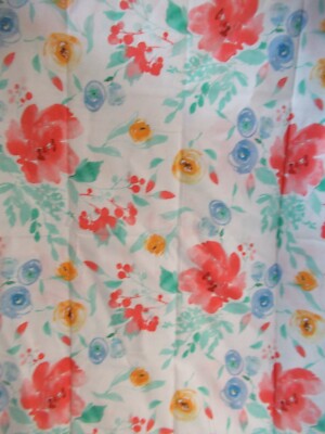 Floral  Farm Spring Blossoms Fabric 100% COTTON FABRIC  1 YDX2''   NEW