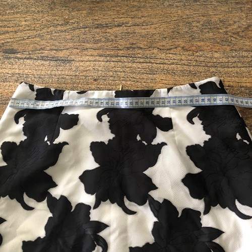 David Lawrence Skirt Size 12 White And Black Floral - Picture 4 of 7